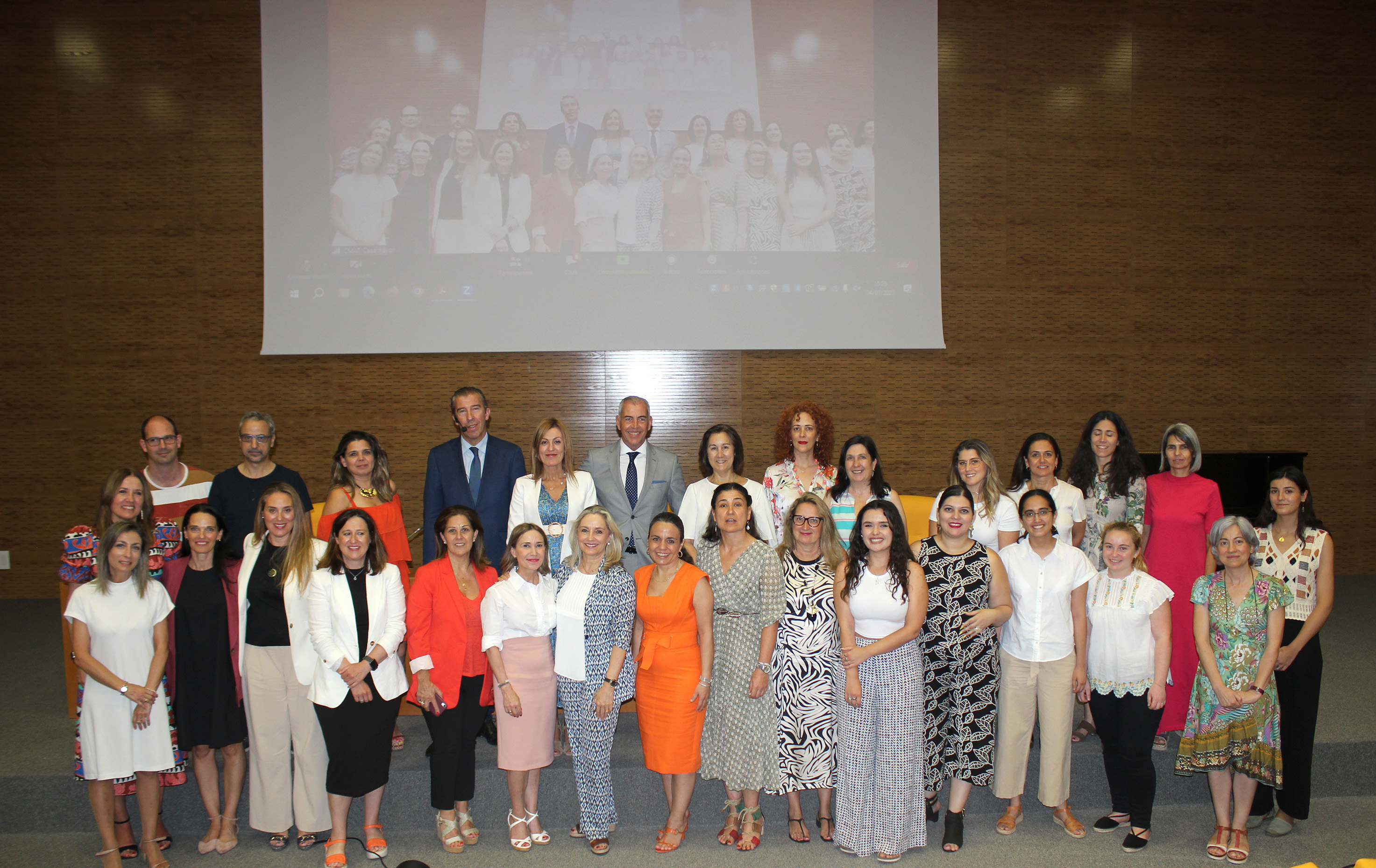 Foto de familia de la clausura del programa (ICMAT)